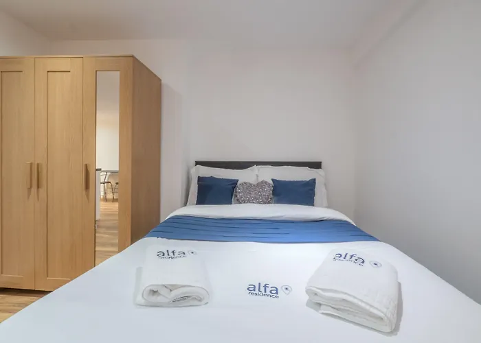 Victoria House Лидс